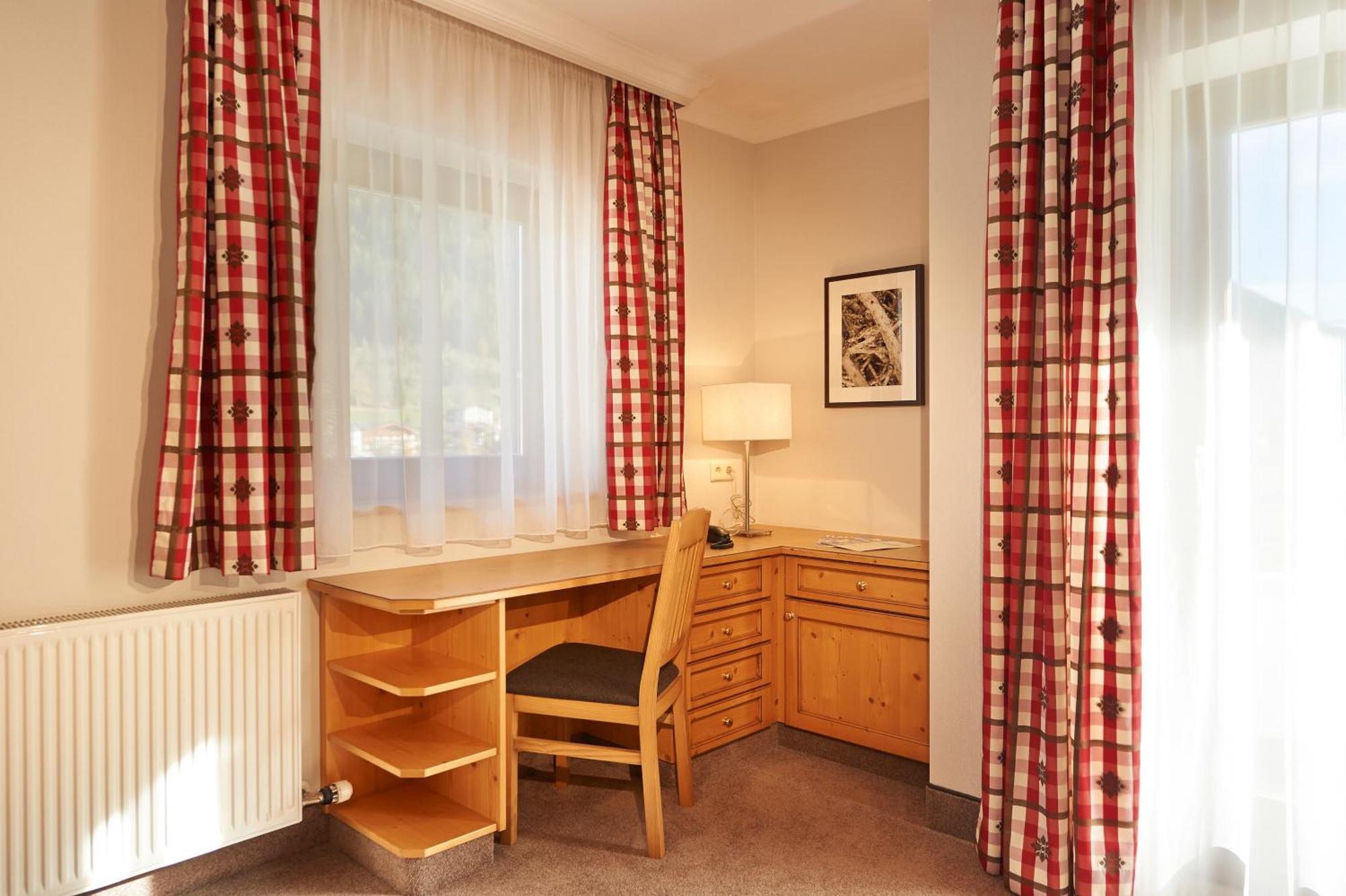 Hotel Waidmannsheil Flachau Oda fotoğraf